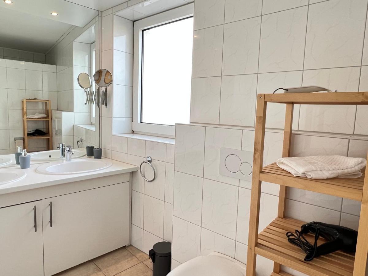 Der Schwan 7 - 3 Schlafzimmer - 2 Balkone - Zentral - 100 Qm Duren ภายนอก รูปภาพ