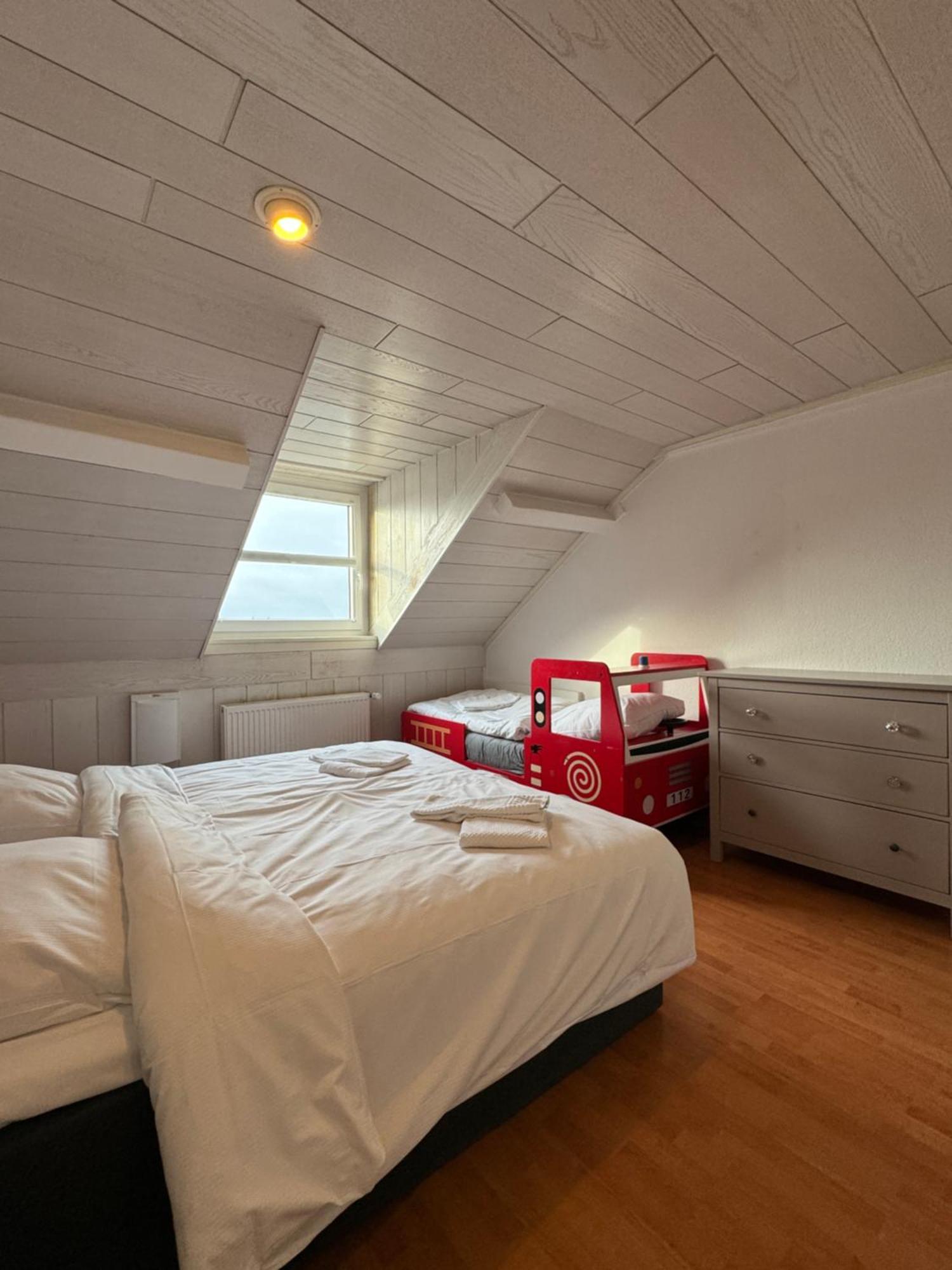 Der Schwan 7 - 3 Schlafzimmer - 2 Balkone - Zentral - 100 Qm Duren ภายนอก รูปภาพ