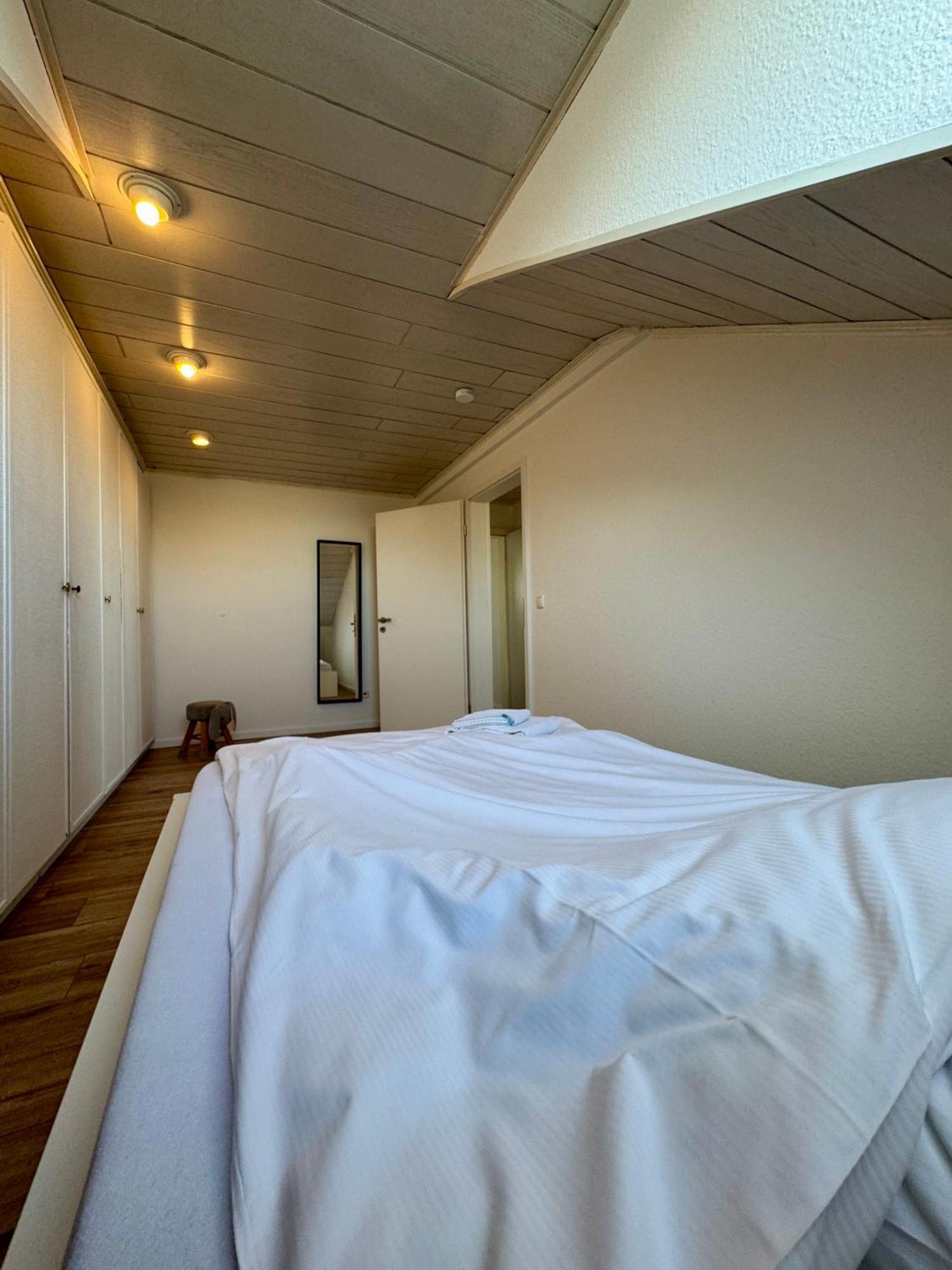 Der Schwan 7 - 3 Schlafzimmer - 2 Balkone - Zentral - 100 Qm Duren ภายนอก รูปภาพ