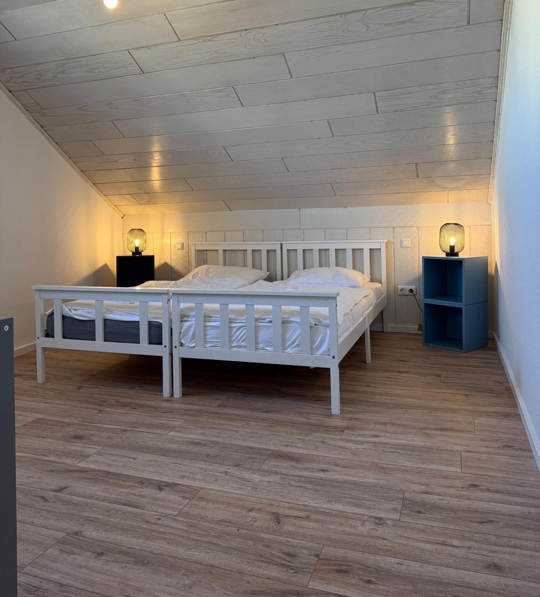 Der Schwan 7 - 3 Schlafzimmer - 2 Balkone - Zentral - 100 Qm Duren ภายนอก รูปภาพ